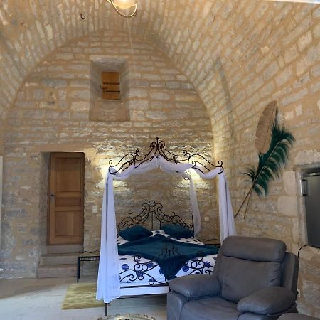 La Voutee 5 Epis Avec Bain Finlandais Prive Au Manoir Du Charme Gorges Du Tarn Bed and Breakfast Quezac  Εξωτερικό φωτογραφία