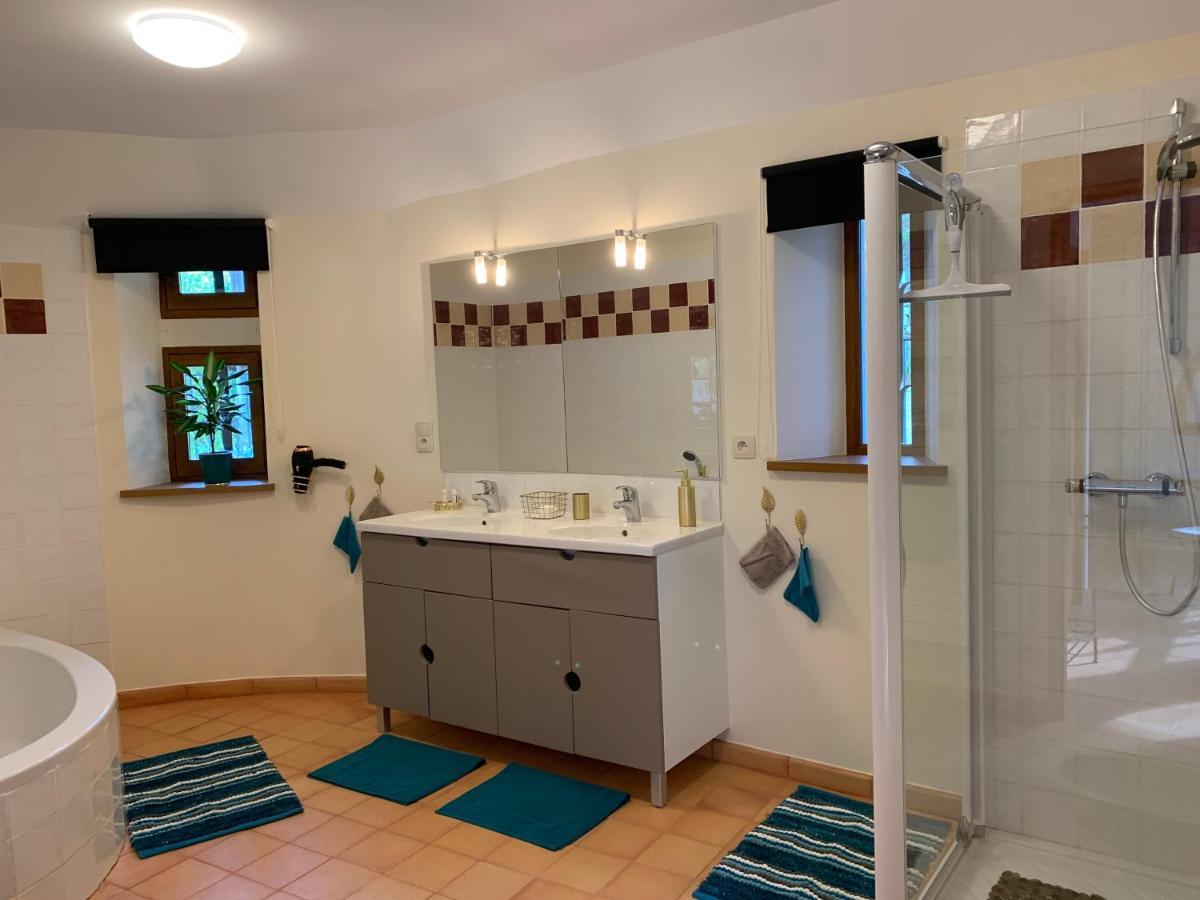 La Voutee 5 Epis Avec Bain Finlandais Prive Au Manoir Du Charme Gorges Du Tarn Bed and Breakfast Quezac  Εξωτερικό φωτογραφία