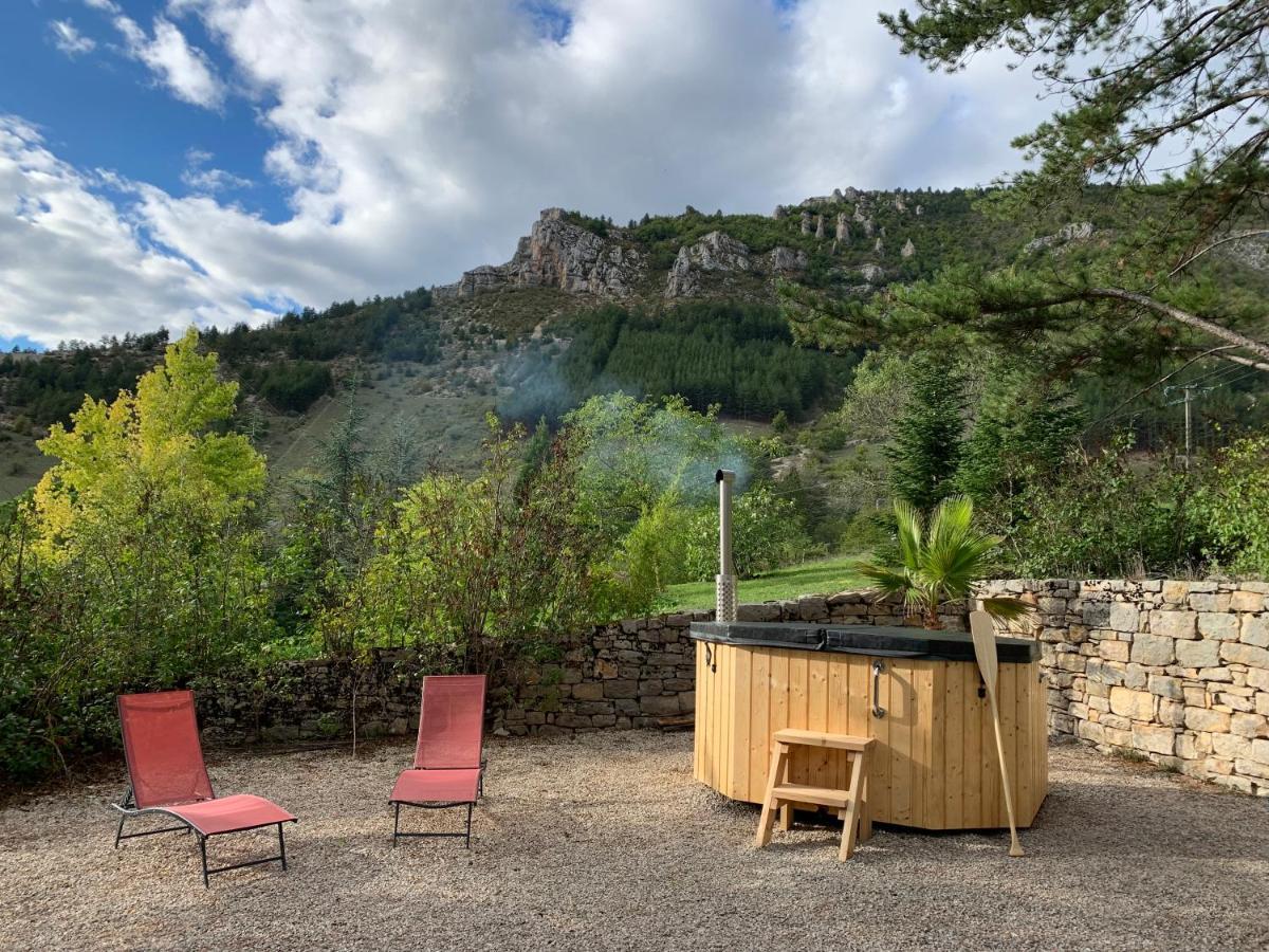 La Voutee 5 Epis Avec Bain Finlandais Prive Au Manoir Du Charme Gorges Du Tarn Bed and Breakfast Quezac  Εξωτερικό φωτογραφία