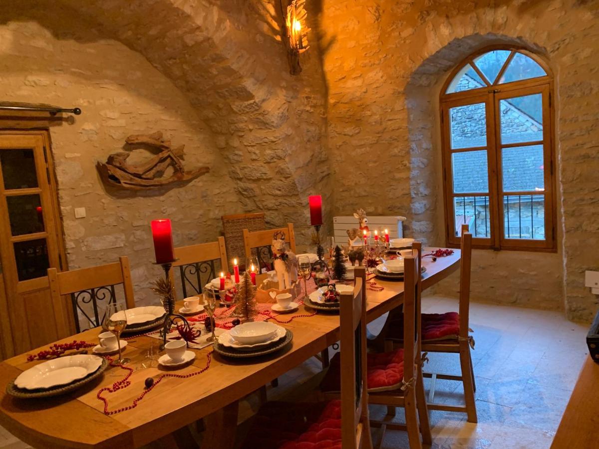 La Voutee 5 Epis Avec Bain Finlandais Prive Au Manoir Du Charme Gorges Du Tarn Bed and Breakfast Quezac  Εξωτερικό φωτογραφία