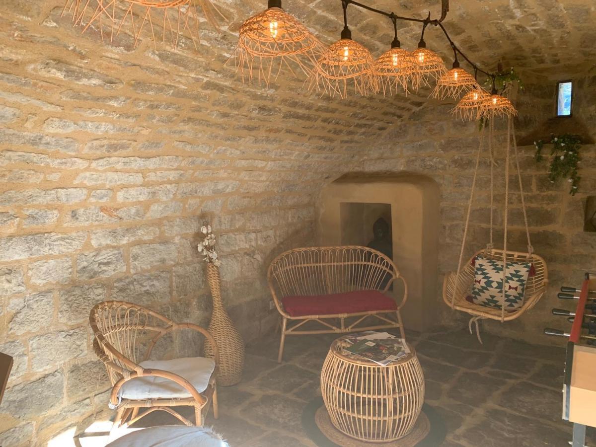 La Voutee 5 Epis Avec Bain Finlandais Prive Au Manoir Du Charme Gorges Du Tarn Bed and Breakfast Quezac  Εξωτερικό φωτογραφία